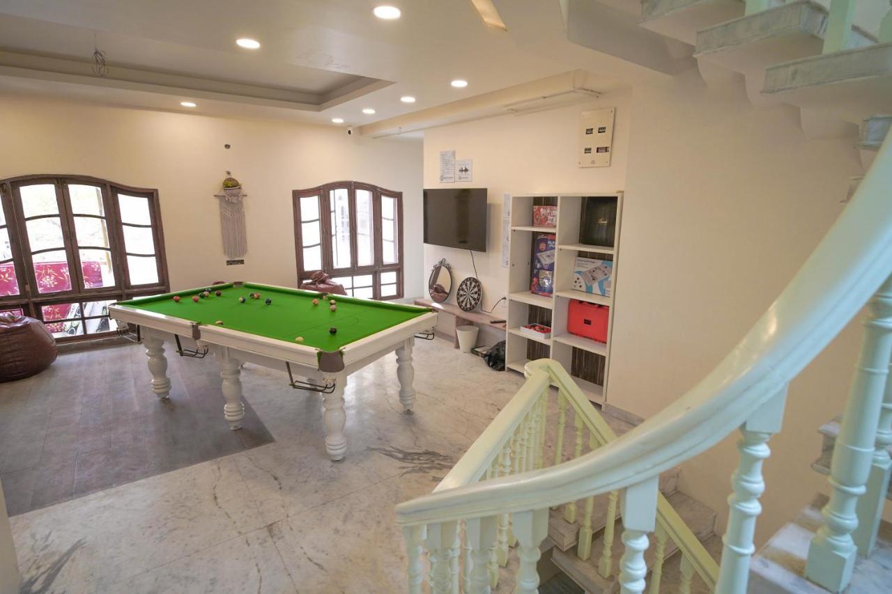 Destin Olympus Banjara Hostel Хидерабад Екстериор снимка
