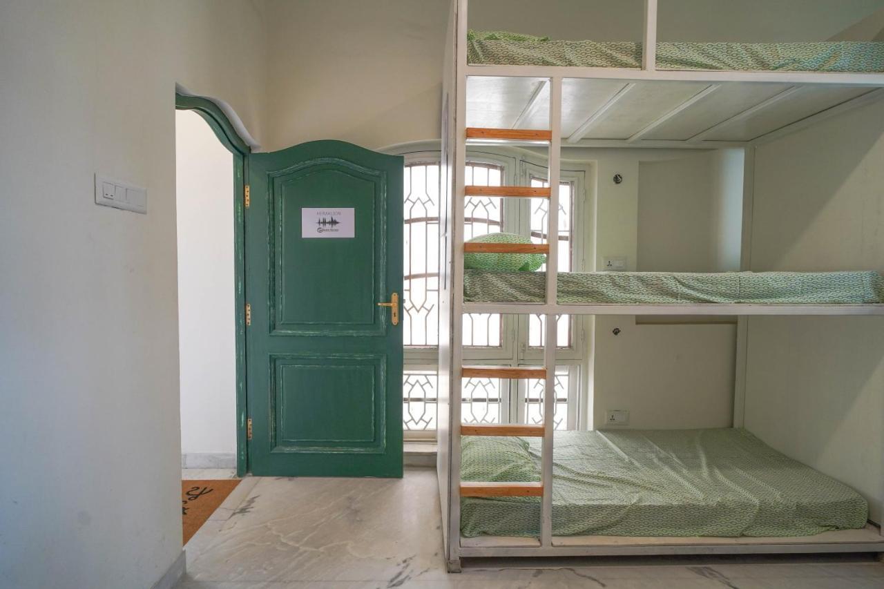 Destin Olympus Banjara Hostel Хидерабад Екстериор снимка